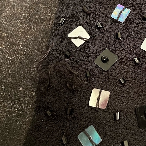 ✨💫 QUIZ Shiny Beaded Crop Top - size UK14 (FAIR) - Picture 14 of 16